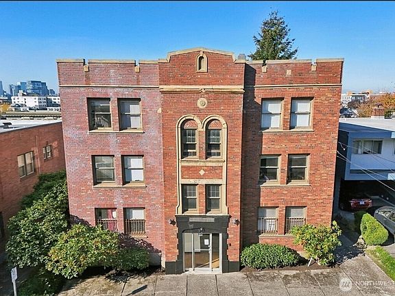 2nd image of 315 12th Avenue E