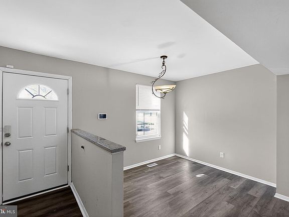 3rd image of 34 Garrison Ridge Ct #34