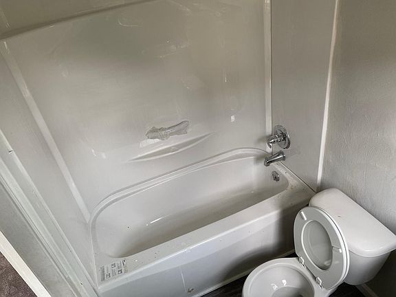 5th image of 224 Glendale Ave #2