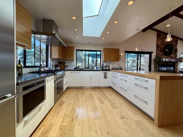 4221 Hill St, San Diego, CA 92107