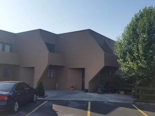 302 Olympia Dr, Maryville, TN 37804