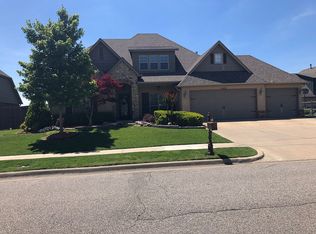 14438 S Lakewood Ave, Bixby, OK 74008