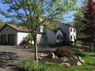 1488 Clover Rd, Long Pond, PA 18334