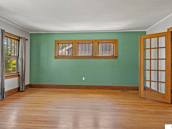4th image of 2645 Sewell St