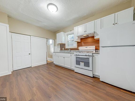 2nd image of 3842 Fremont Ave N