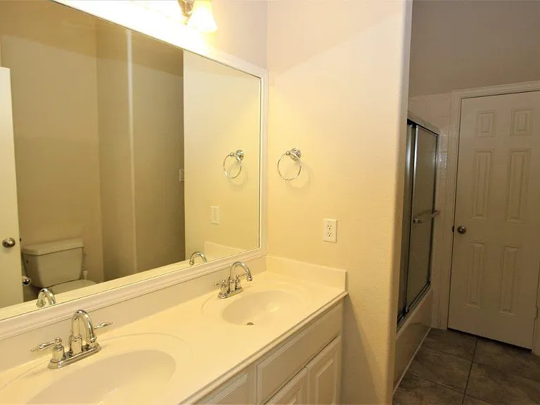 8902 Peach Oak Xing — Photo 18