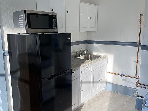 5th image of 107 Collingwood St #8