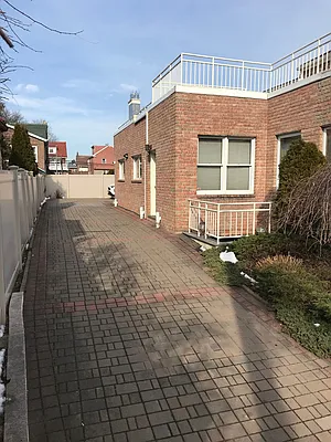 Rented by Reliance Realty Partners LLC  | media 41