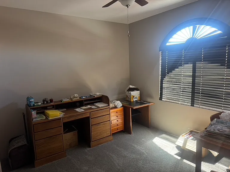1803 E Alder Cir — Photo 3