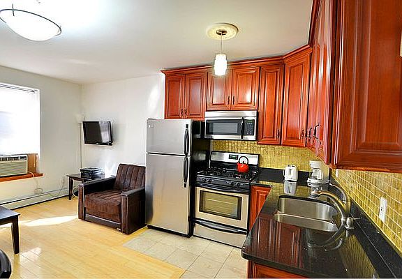 2nd image of 207 E 117th St APT 1