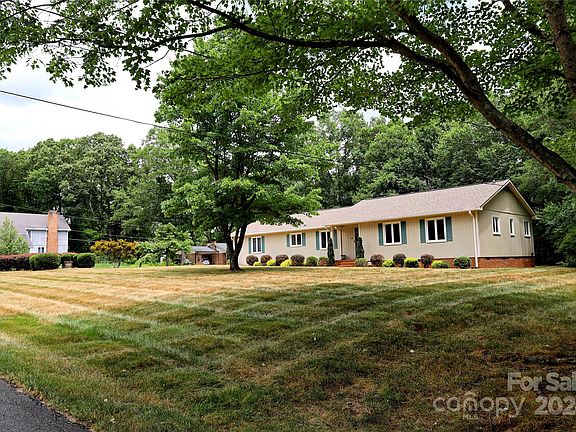 2nd image of 103 Underwood Dr