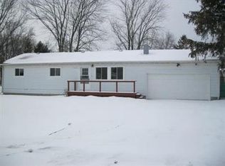 7919 Swan Creek Rd, Newport, MI 48166