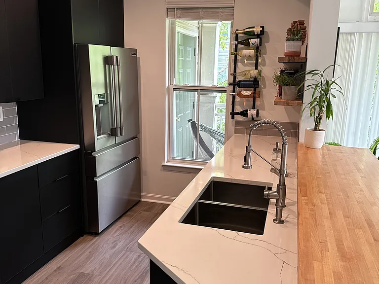 5112 Donovan Dr #303 — Photo 11