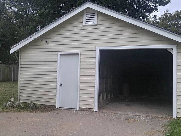 3rd image of 1335 N 4th St