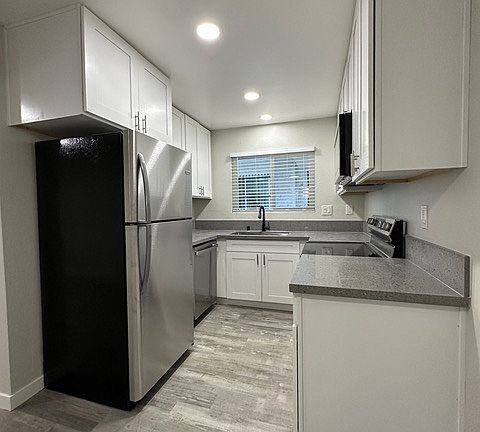 5th image of 4330 53rd St #A4571a222