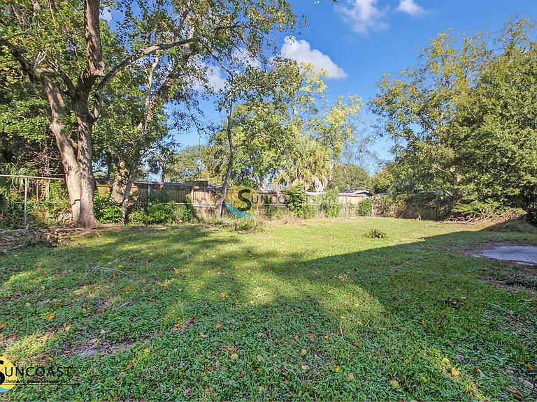 2156 Bunting Dr — Photo 17