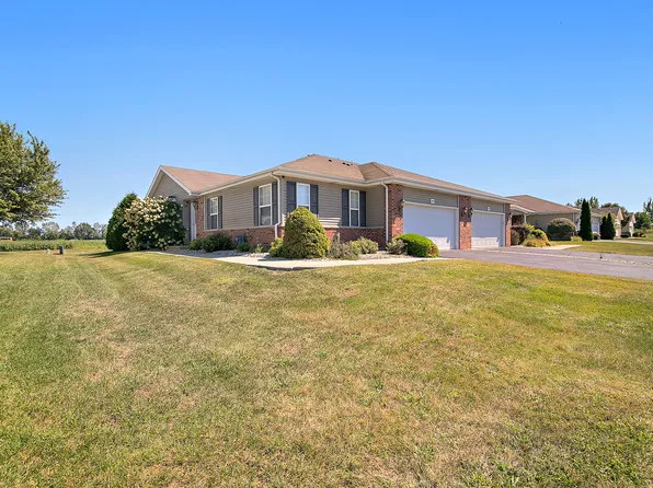 5592 Hearthside Dr, Bourbonnais, IL 60914