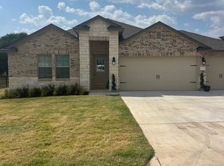 135 Tom Kite Dr, Burnet, TX 78611