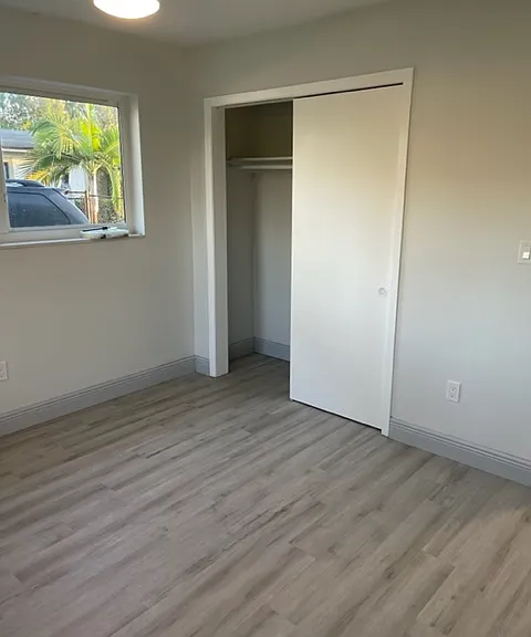 2nd bedroom closet
