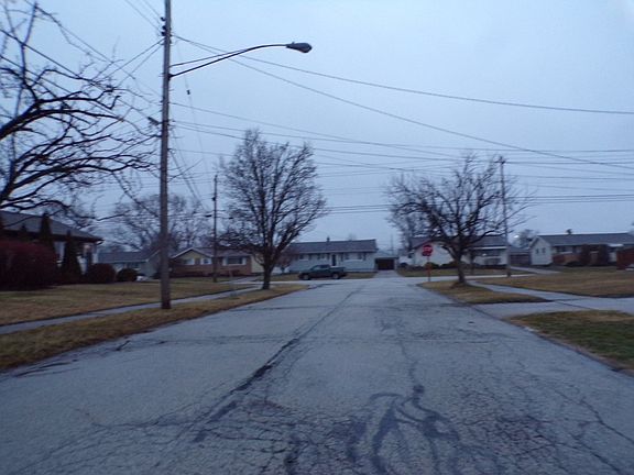 5th image of 5515 W 48th St