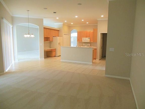 5th image of 15305 Palomapark Ln