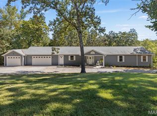 166 Grand View Dr, Dittmer, MO 63023
