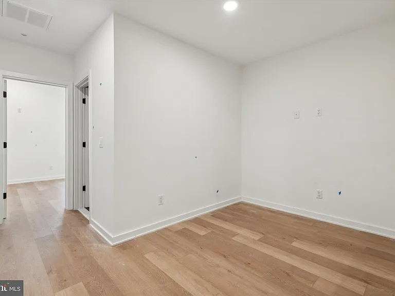 1704 Frankford Ave #2R — Photo 5