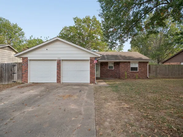 520 Queens Rd, Muskogee, OK 74403