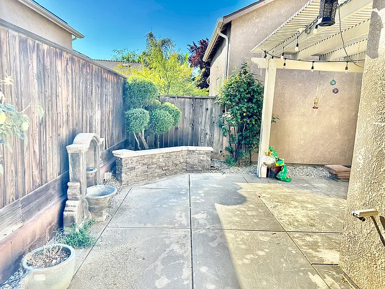 4048 W Apple Tree Ln — Photo 22