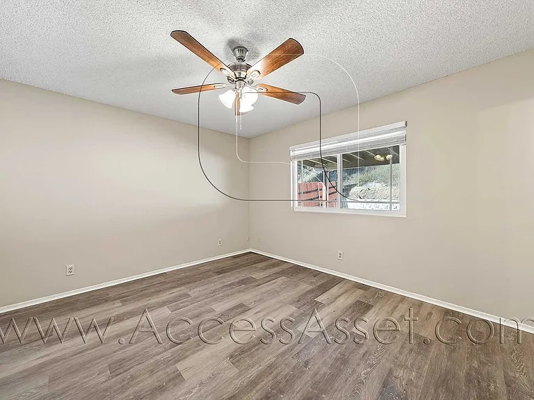 29650 Mira Loma Dr — Photo 18