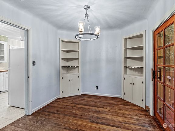 4th image of 1211 N 7th Avenue