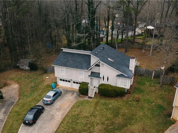 3981 Rocmar Dr, Snellville, GA 30039