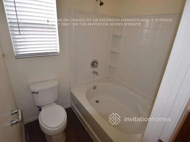 10437 Amber Night St — Photo 15