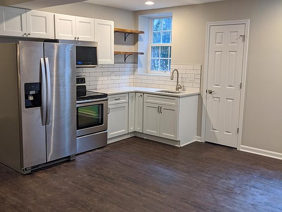 2nd image of 13561 Dodsworth Dr