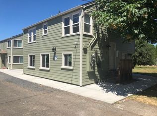 1070 Hiatt St #A-B, Lebanon, OR 97355