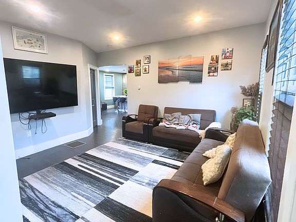 3rd image of 96 Washington St #1