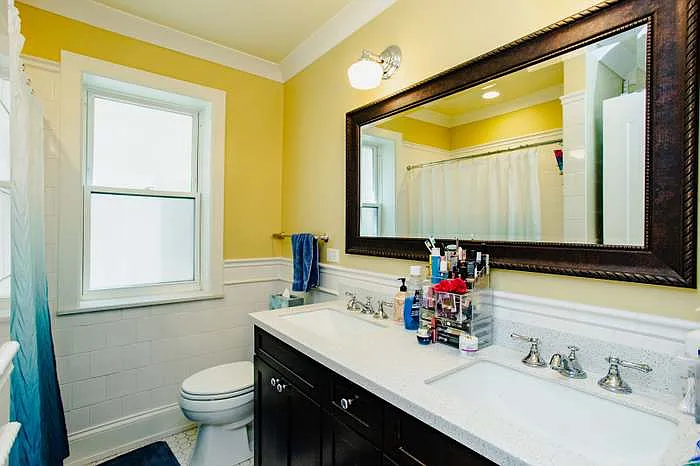 2721 W Winnemac Ave #2 — Photo 4