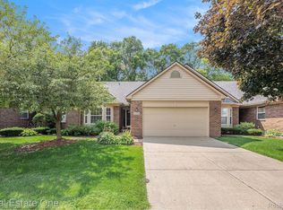 45307 Manor Dr #2, Utica, MI 48317