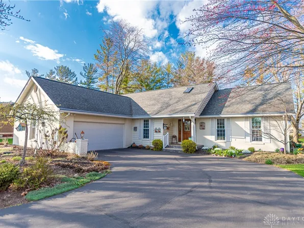 1615 N Woodhall Ct, Middletown, OH 45042