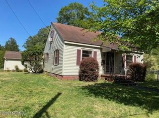 302 E 12th St, Washington, NC 27889