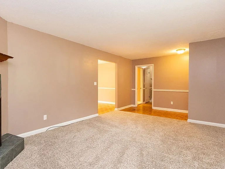 5428 Country Village Dr — Photo 7