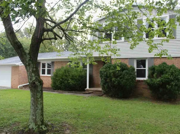 160 Rail Lake Dr, Slaughters, KY 42456