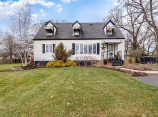 1920 Saint John Rd, Schererville, IN 46375
