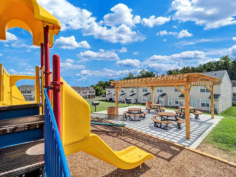 Timber Ridge — Photo 16