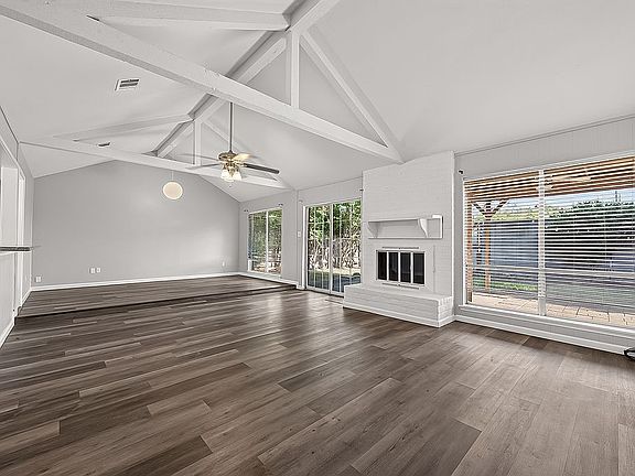 5th image of 14215 Locke Ln