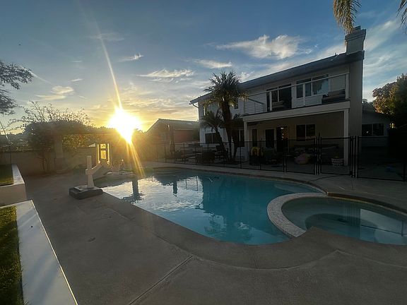 4th image of 2633 Valewood Ave