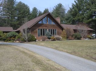 51 Delafield Dr, Lenox, MA 01240