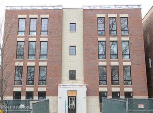 1320 W Lexington St #2E, Chicago, IL 60607