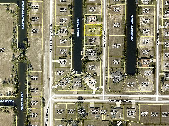 4th image of 102 NW 39th Ave