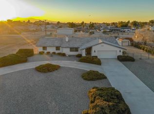 14204 Cree Rd, Apple Valley, CA 92307